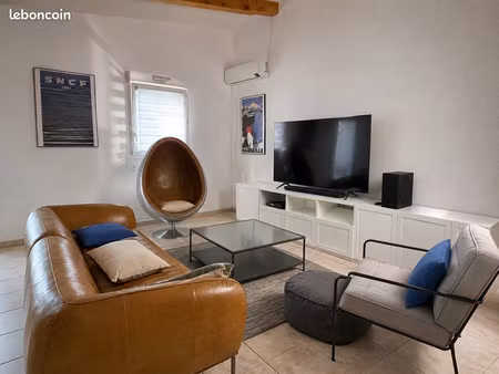 appartement t2bis de standing – 2 terrasses – climatisation – ascenseur – centre cavaillon