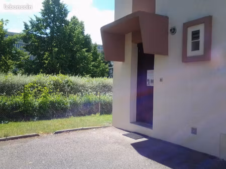 location studio dijon