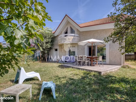 maison 5 pièces 109 m²