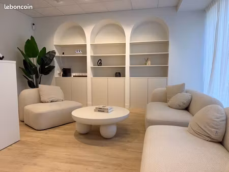 bureau indépendant à louer - centre beauté bien-être - reims