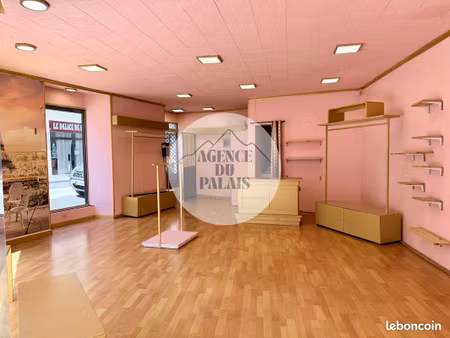local commercial 50 m² pau
