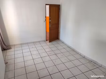 loue studio non meublé