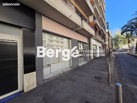 local commercial 54 m²