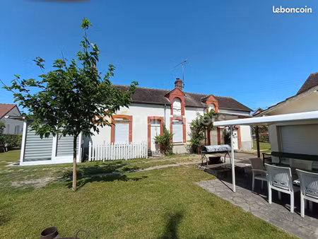 maison 7 pièces 150 m²