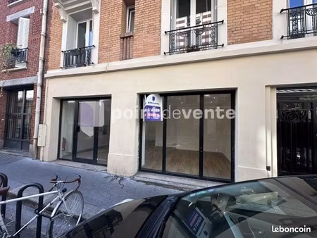 local commercial 125 m²