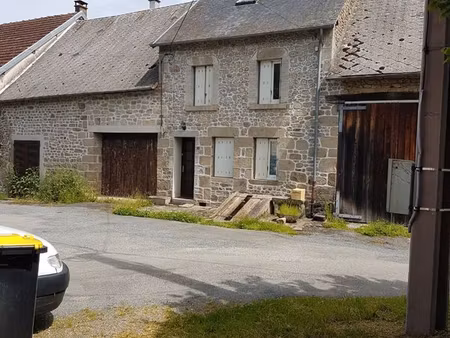 location maison de village