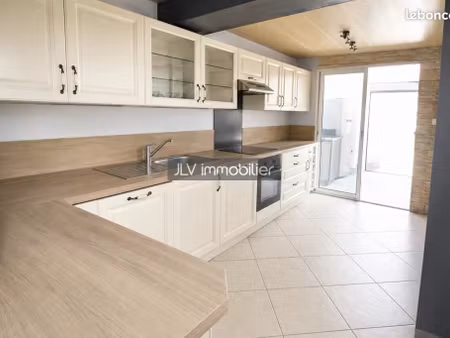 maison 6 pièces 105 m²