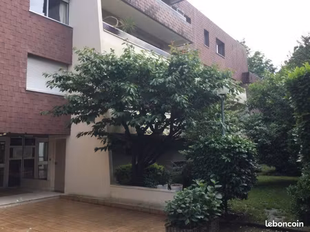 superbe appartement t2 49m2 chamalieres avec balcon