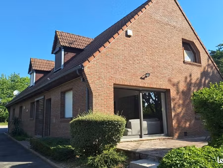 maison 6 pièces 210 m²