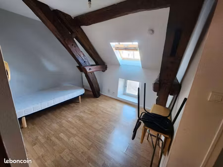 studio meublé is centre - 15mn cea valduc