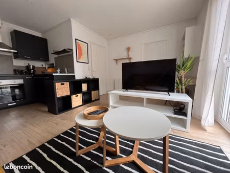 f2 meublé 35 m² à caen – grande terrasse plein sud – proche campus 1