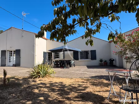maison 7 pièces 130 m²