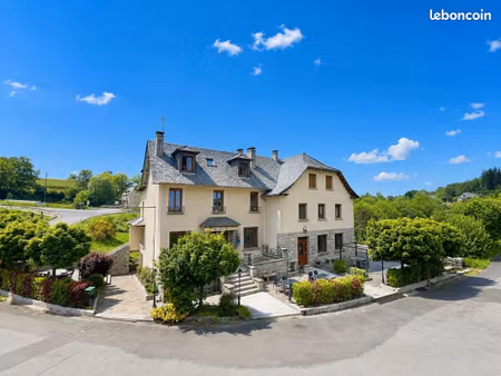 maison 21 pièces 650 m²