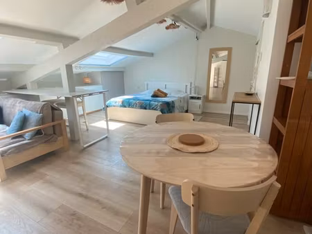 studio 31 m2 carrez /48 m2 gare 3 mn à pieds