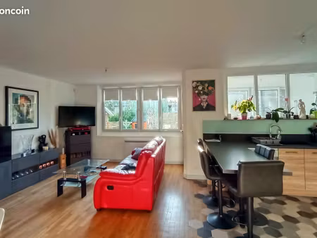 maison 3 chambres à 2 pas de la mairie