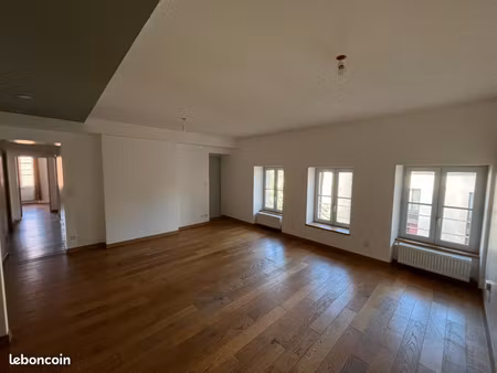 particulier - loue - type 4 - 75m2 - disponible - place emile zola - centre ville - dijon