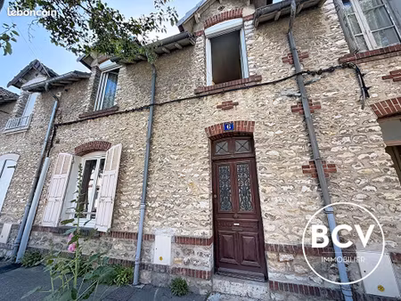 maison 4 pièces 65 m²