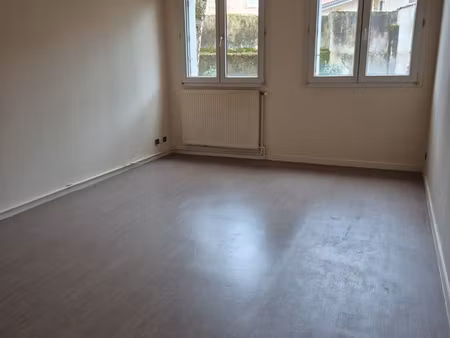 t2 proche du centre ville