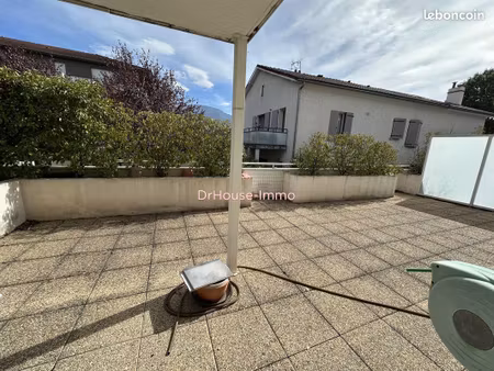 appartement 3 pièces 69 m²