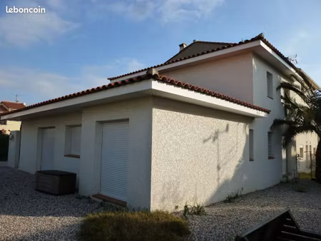 villa à louer secteur las covas