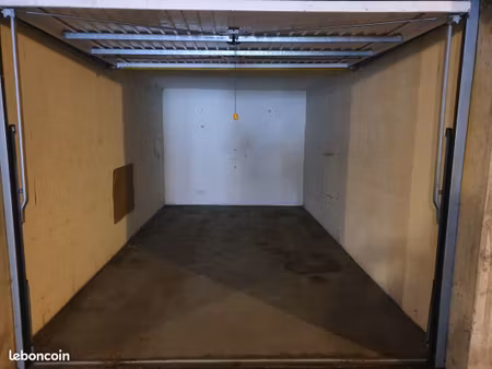 box securise 14 m2 – chateaux bruloirs – cergy prefecture