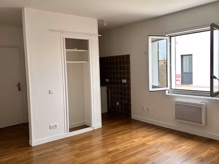 appartement t2 1er étage