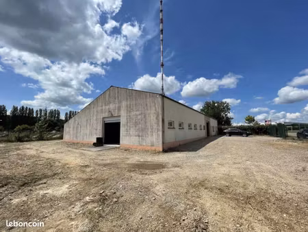 local d'activité 490 m²