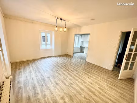 location appartement laussonne