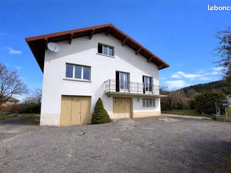 maison 8 pièces 182 m²