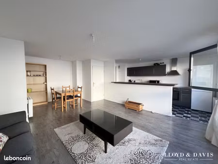 appartement 3 pièces 79 m²
