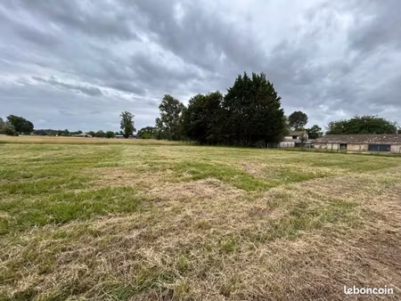 terrain 1196 m² saint-savin