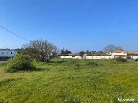 terrain 650 m² saint medard en jalles
