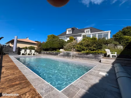 maison - 6 pièces - 140m²