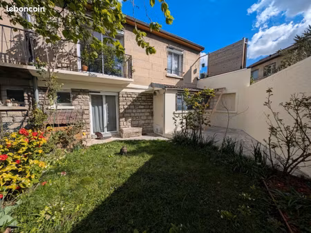 maison de caractère rénovée  avec dépendance - quartier haut-goulet