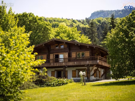 propriété 8 pièces 174 m²