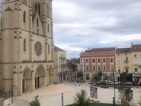loue t2 bourgoin hyper centre proche gare sncf