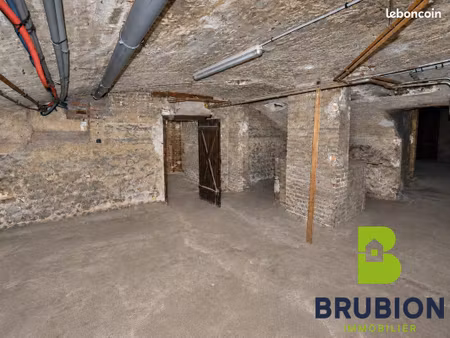 appartement 2 pièces 130 m²
