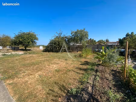 terrain 250 m² rochefort