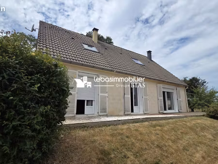 pavillon 8 pièces 152 m²