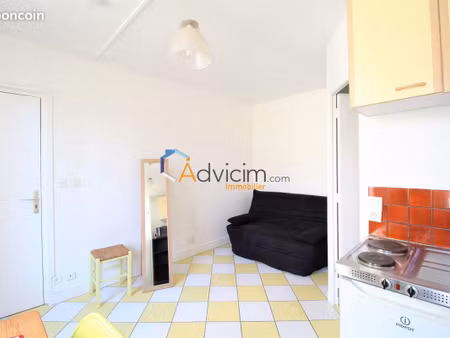 studio 1 pièce 17 m²