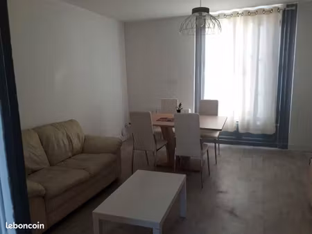 beau t3 meublé 58m²