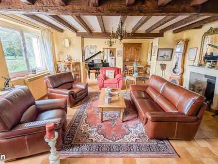propriété 8 pièces 237 m²
