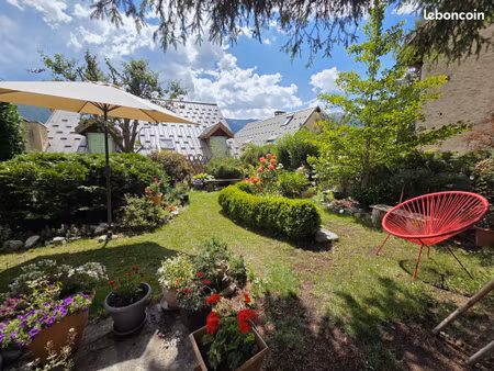 maison de village 8 pièces 248 m²