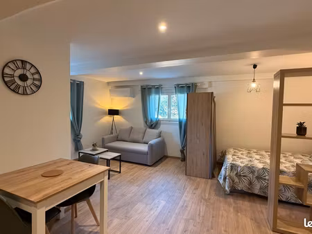 loue t1 bis 30m2 meublé et climatisé