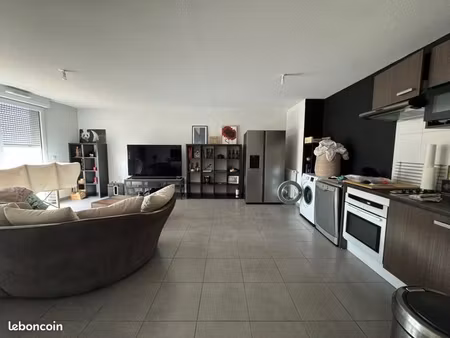 bel appartement t3
