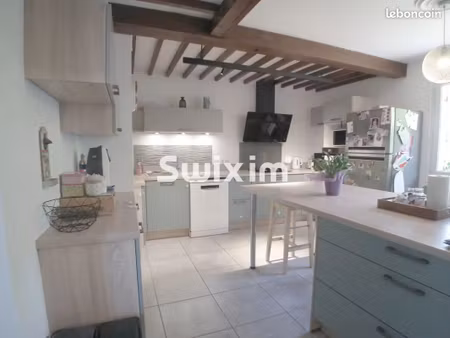 maison 8 pièces 198 m²