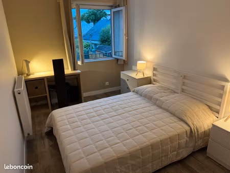 chambre meublée