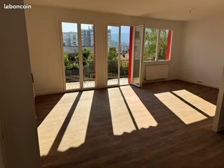 location maison centre-ville voiron