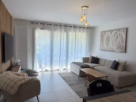 superbe t3 de 70 m² avec jardin et garage – saint-baldoph