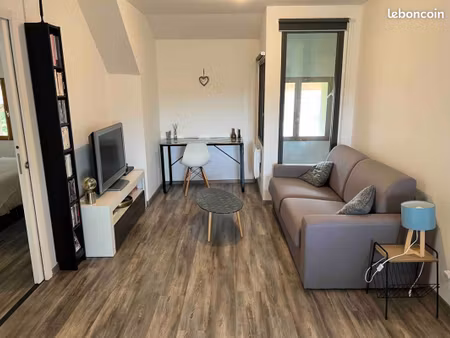 t2 45m² dans corps de ferme à 7km de bourgoin